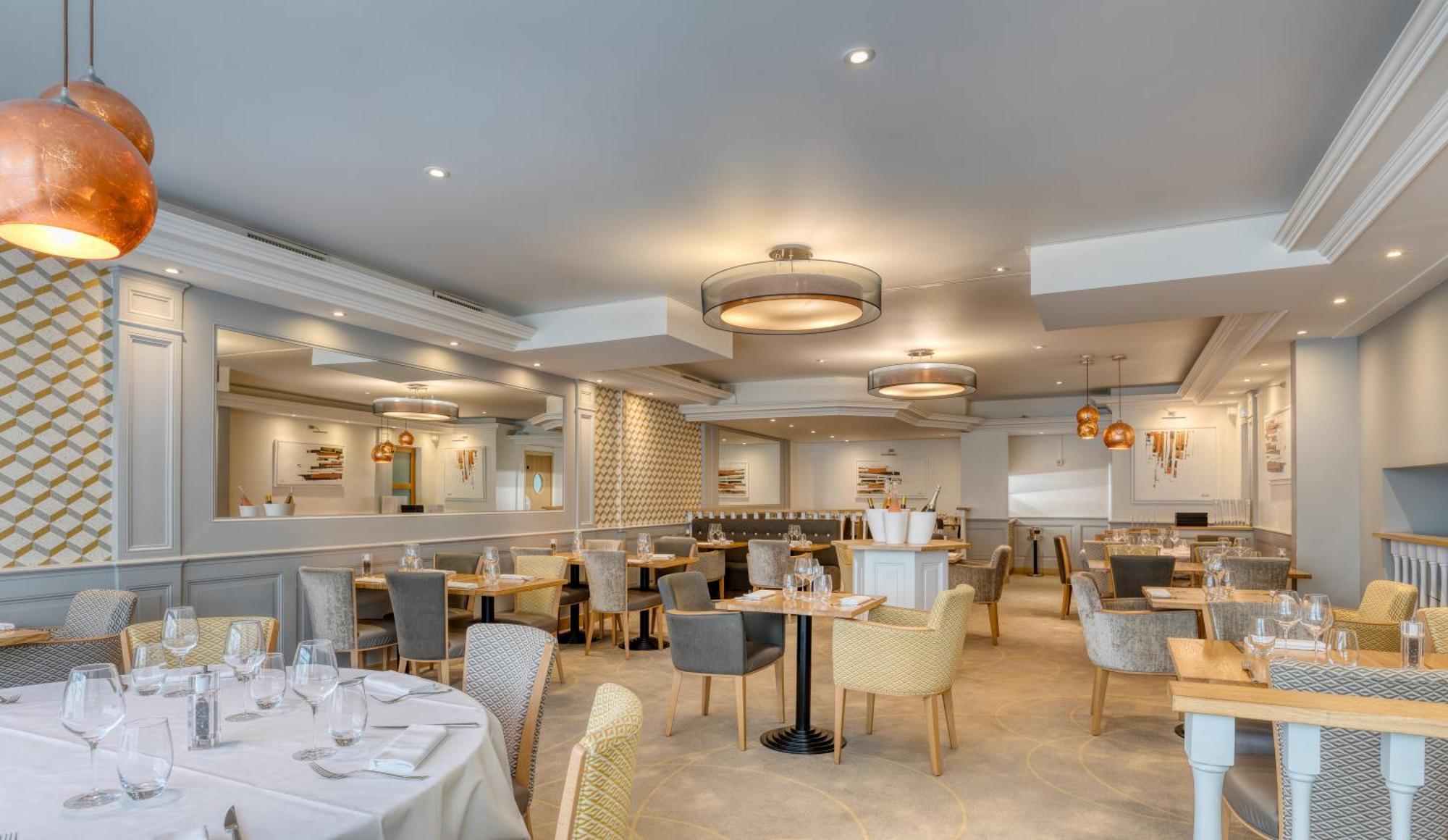 Brit Hotel Les Voyageurs Loudéac Zewnętrze zdjęcie